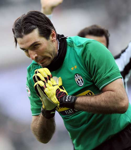 第一脚逼抢 第一脚逼抢